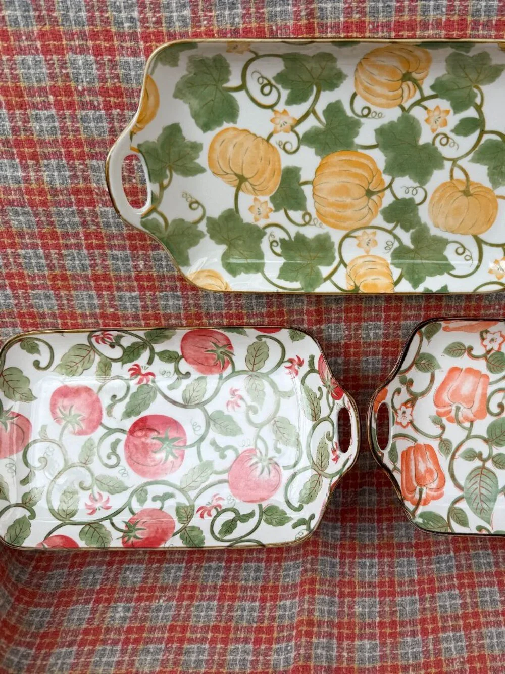 Lot of Vintage Fruit Motif Serving Trays Set of 3 Tomato Peppers Pumpkin